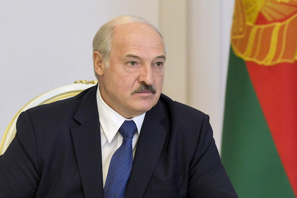 Intenta Lukashenko disolver el consejo opositor de traspaso del poder