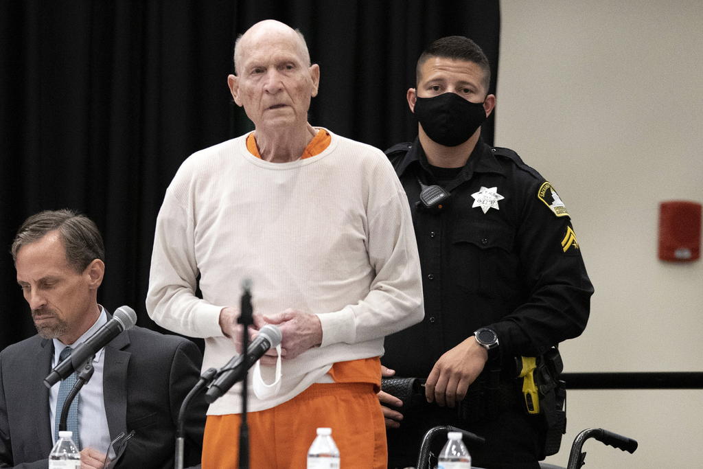 Dan cadena perpetua en EUA al asesino en serie 'Golden State Killer'