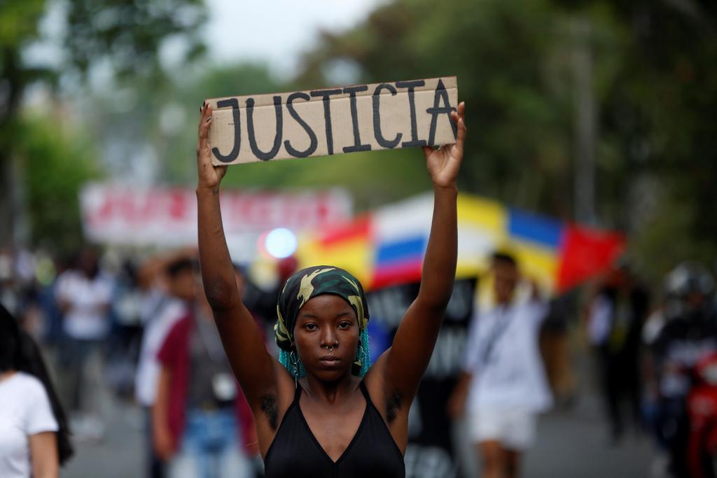 Fiscalía colombiana captura a responsables de masacre en el noreste del país