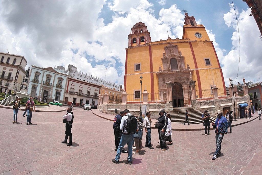 Avalan reuniones masivas en Guanajuato