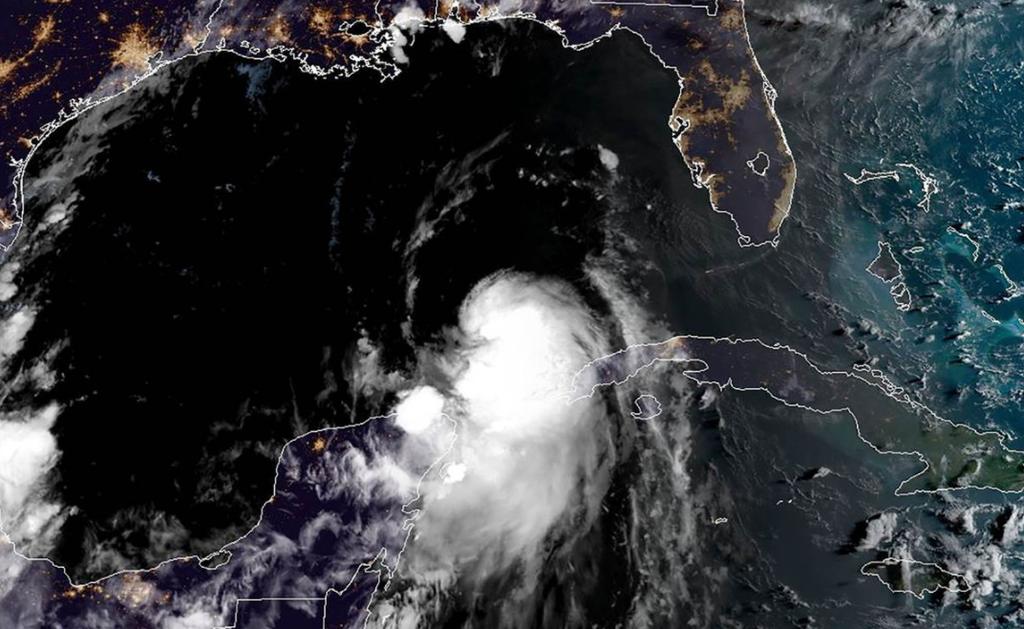 'Laura' ya es huracán en el Golfo de México