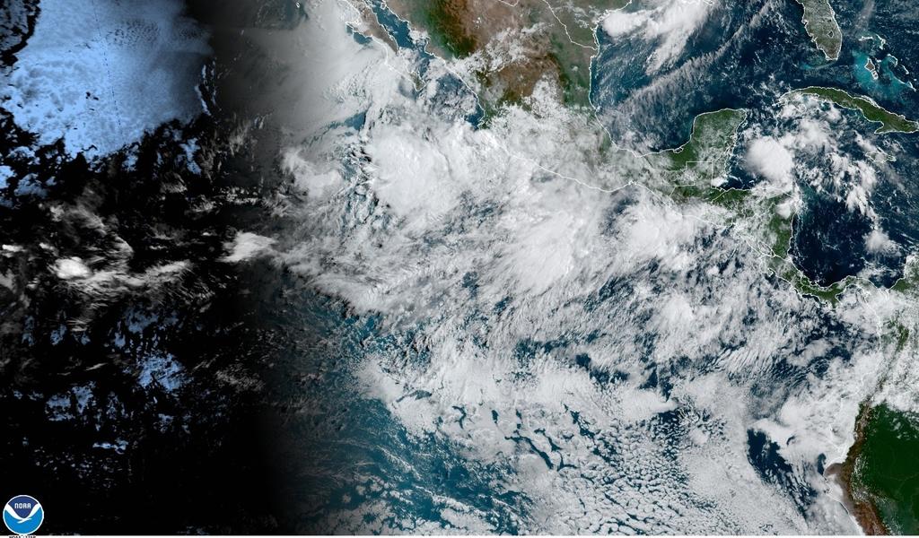 Tormenta tropical 'Hernán' propicia lluvias torrenciales en Pacífico mexicano