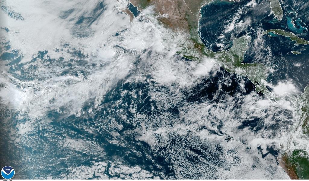 'Hernán' decrece a depresión tropical; golpeará a Baja California Sur