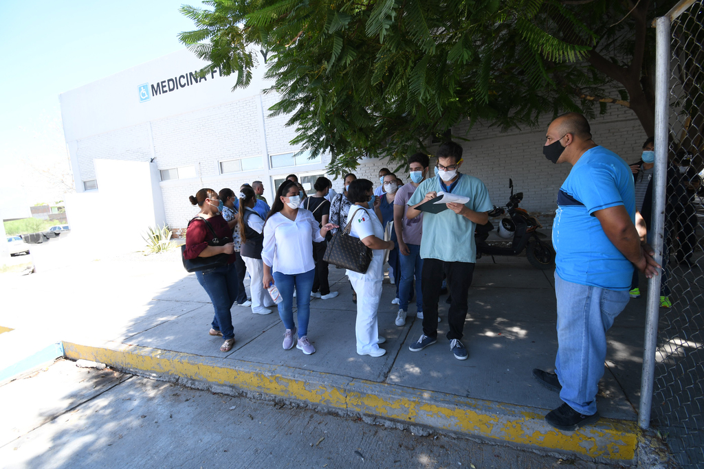 Acusan trabajadores del ISSSTE en Gómez Palacio desigualdad en asignación de bases