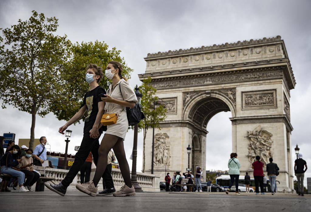 Registra Francia más de 5 mil casos de COVID-19 ante fuerte progresión del virus