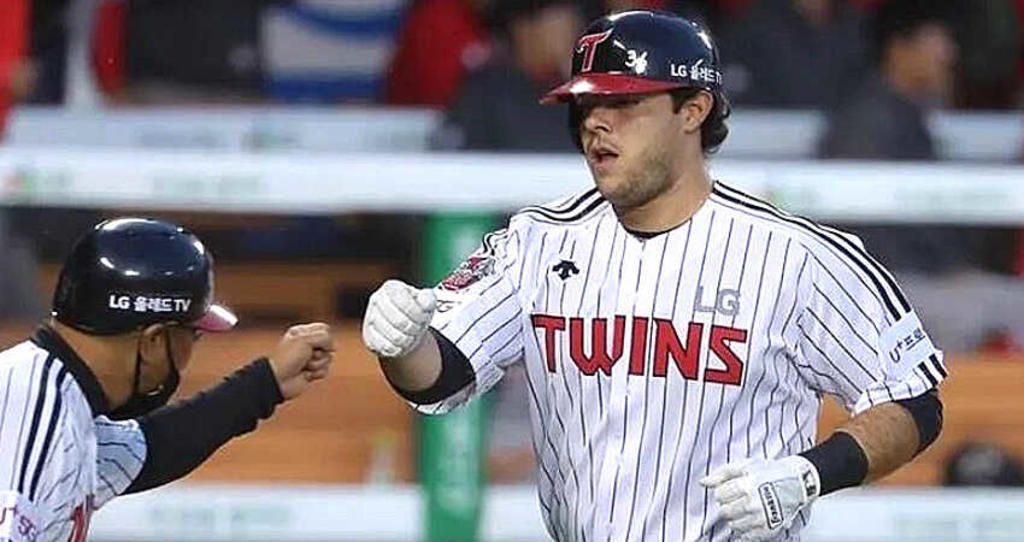 Ramos se acerca al récord de 'más vuelacercas' para mexicanos en beisbol coreano