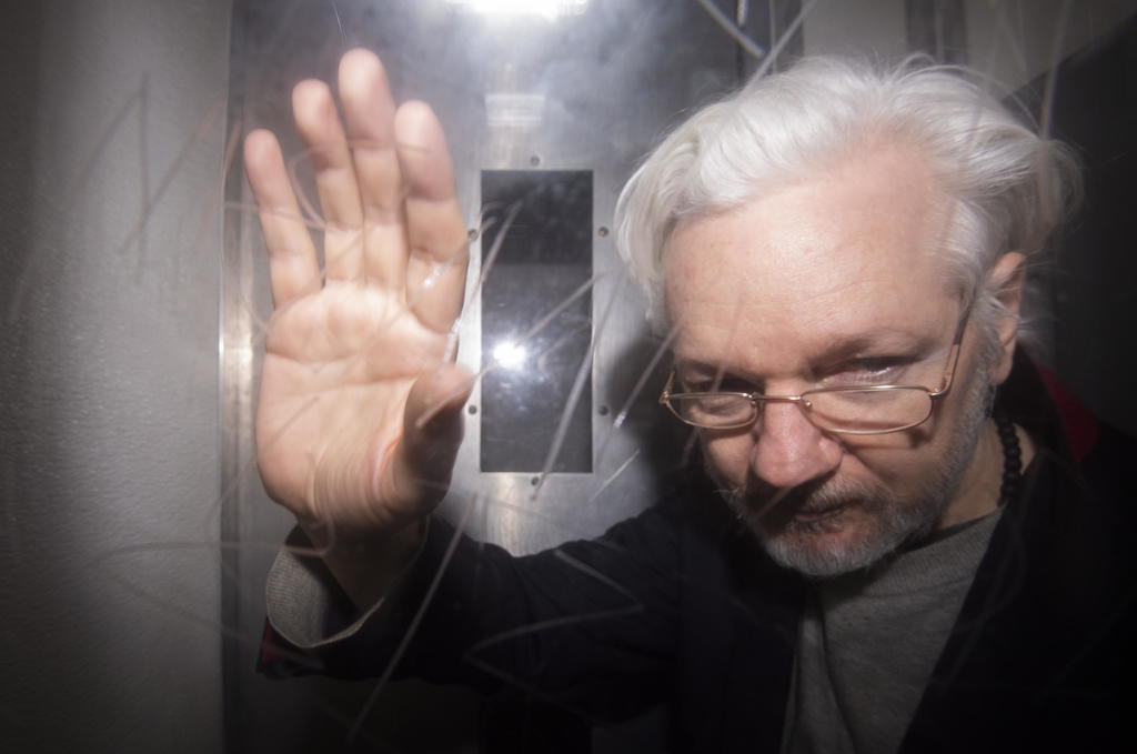 Julian Assange rechaza solicitud de EUA para ser extraditado