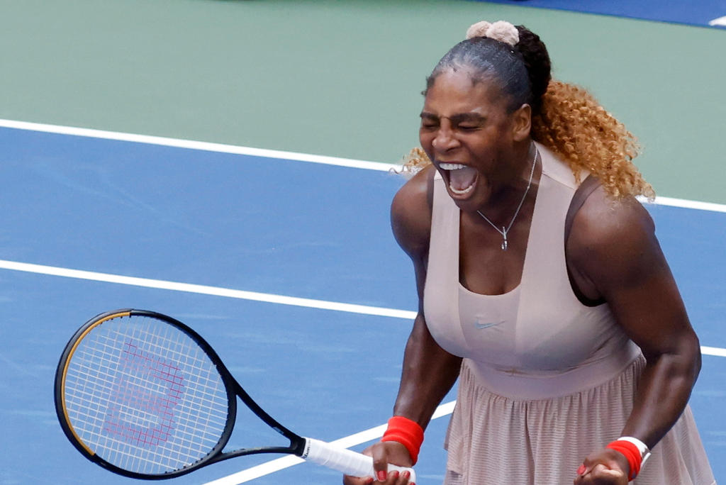 Serena Williams logra pase a cuartos de final en Abierto de EUA