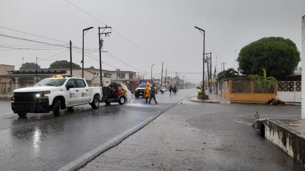 Lluvias dejan afectaciones en 19 municipios de Veracruz