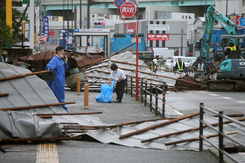 Reporta Japón cuatro desaparecidos tras tifón 'Haishen'