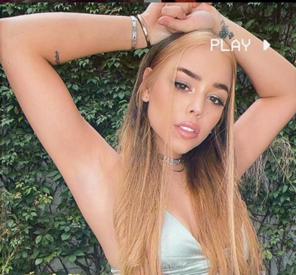 Danna Paola estrena look más rubio e irradia belleza en Instagram