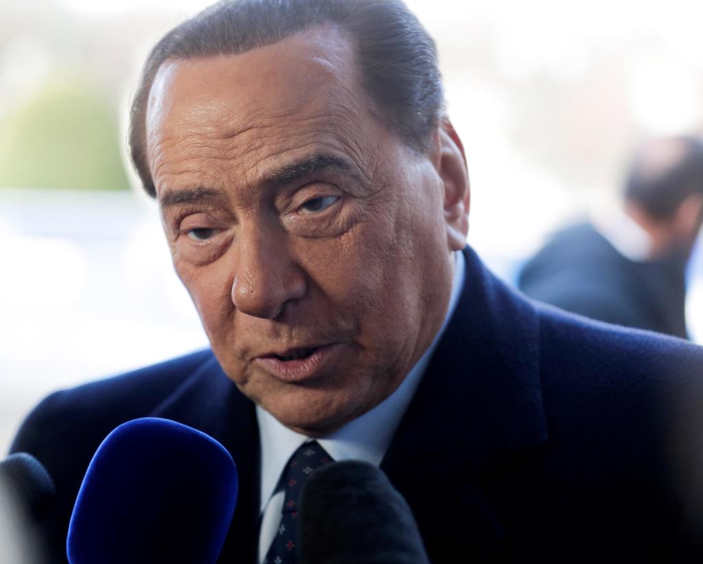 Asegura Berlusconi luchar contra la 'enfermedad infernal'