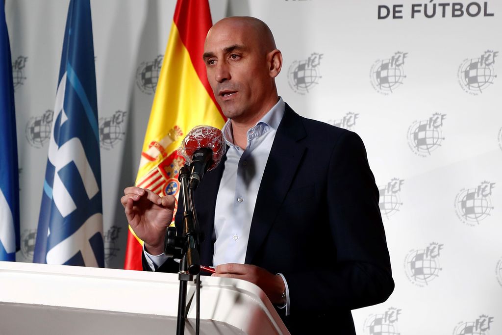 LaLiga española modifica calendario tras disputa