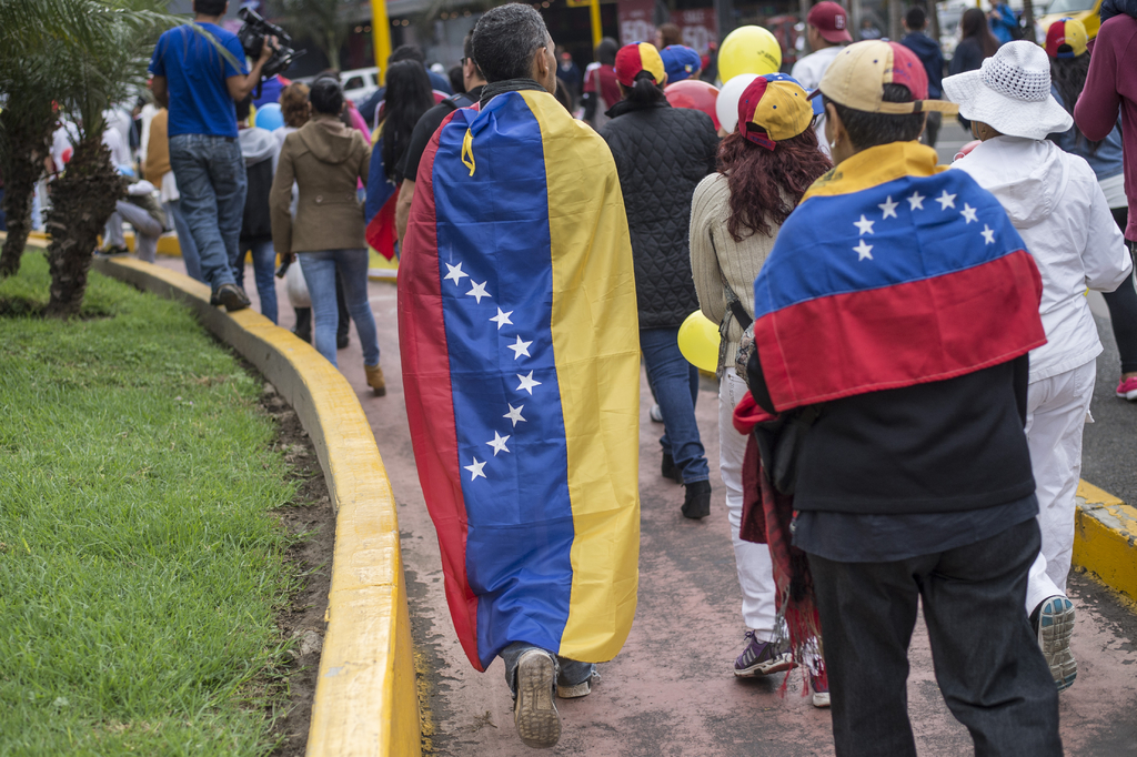 Desmantelan red que ofrecía repatriación a venezolanos