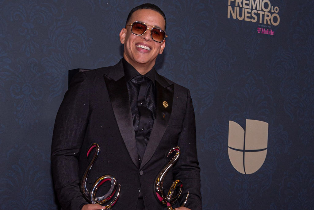 Daddy Yankee firma contrato millonario con Universal Music