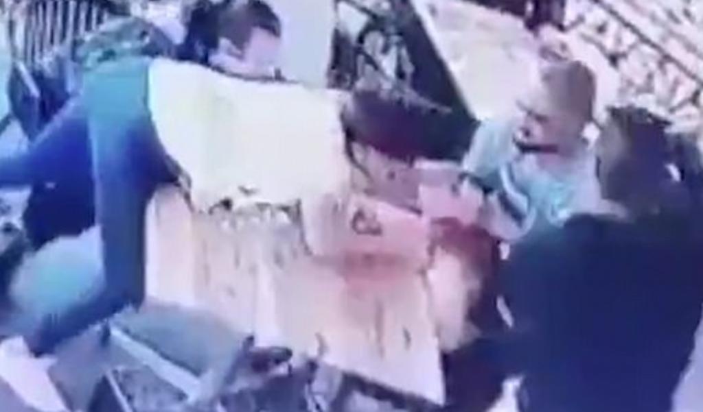 Hombre intenta secuestrar a una niña de 4 años en un pizzería a plena luz del día