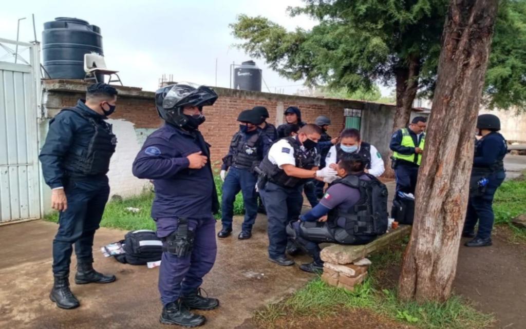 Publican video del enfrentamiento entre normalistas y policías en Morelia