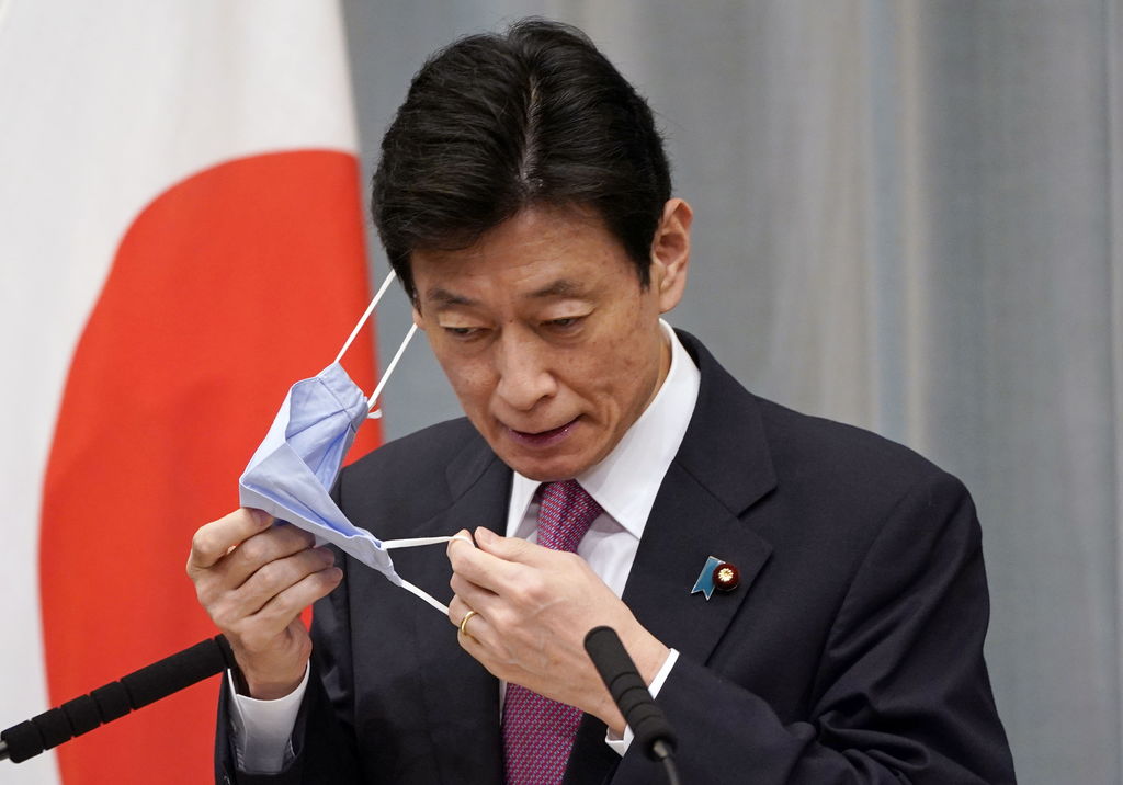 Yoshihide Suga, nuevo primer ministro en Japón