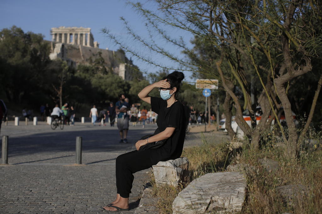 Anuncia Grecia nuevas medidas ante aumento de casos de COVID-19