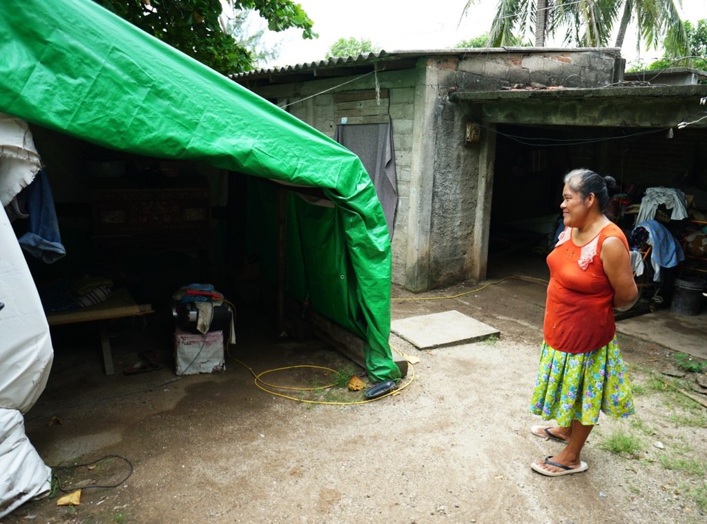 Sobreviven en casas de campaña tras terremoto del 19 de septiembre de 2017