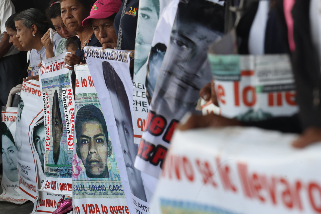 Exigen comparecencia por caso Ayotzinapa