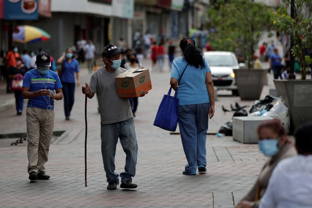 Consumidores desconfían de una mejora económica pese a reapertura en Panamá