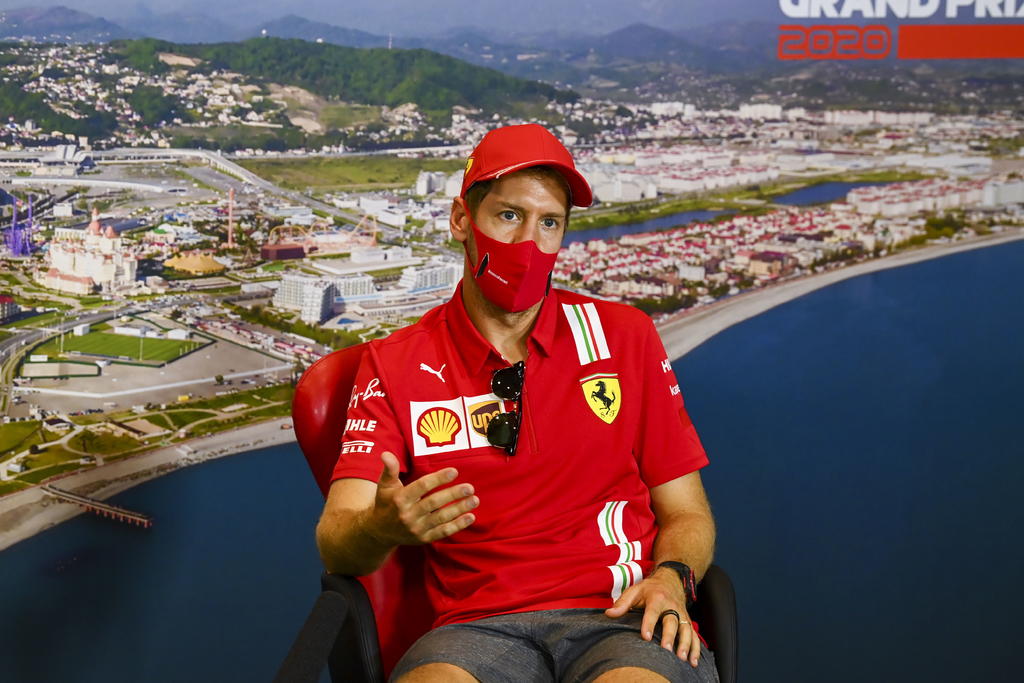 Vettel con 'emociones encontradas' si Hamilton iguala a  Schumacher