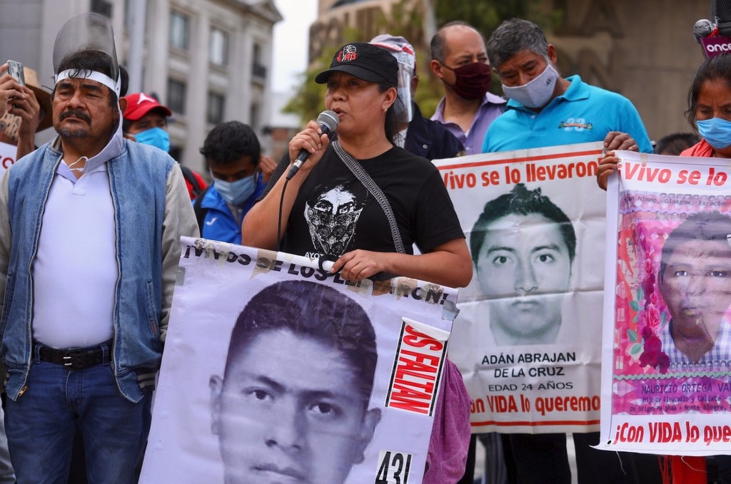 Acusan acciones militares en caso Ayotzinapa