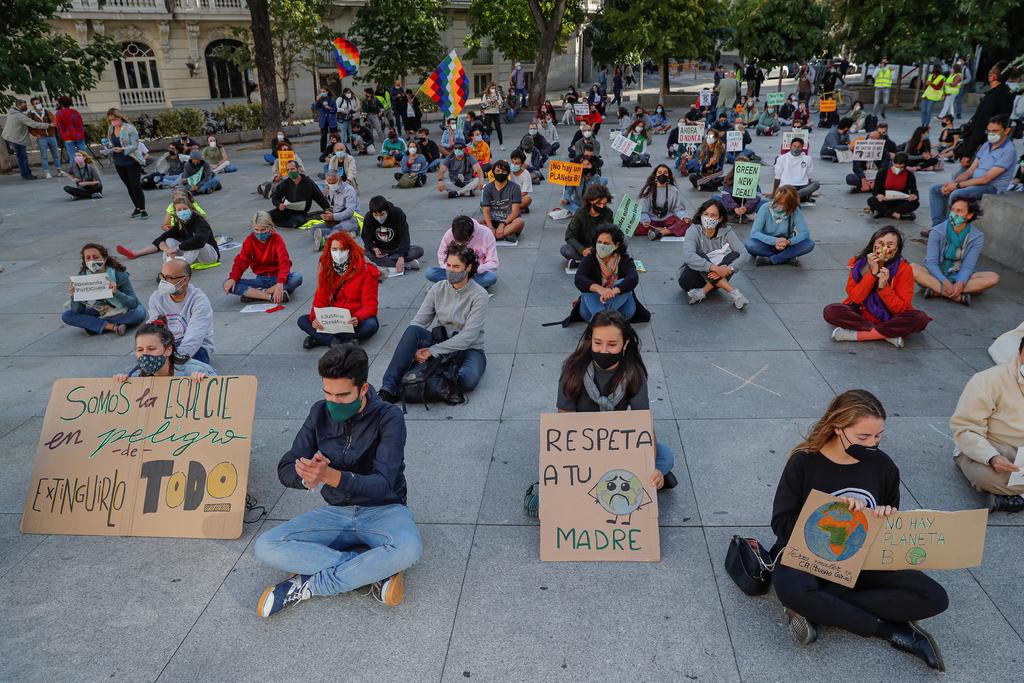 Exigen jóvenes justicia climática en protestas condicionadas por COVID-19