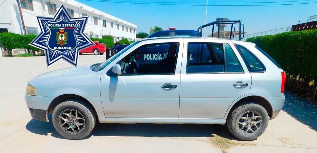 Detectan dos autos con placas sobrepuestas en Gómez Palacio