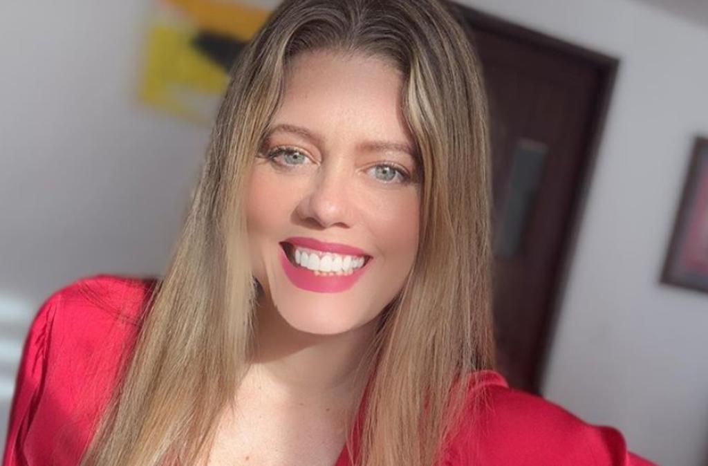 Lorna Cepeda, 'Patricia' de Betty la Fea, se muestra en traje de baño