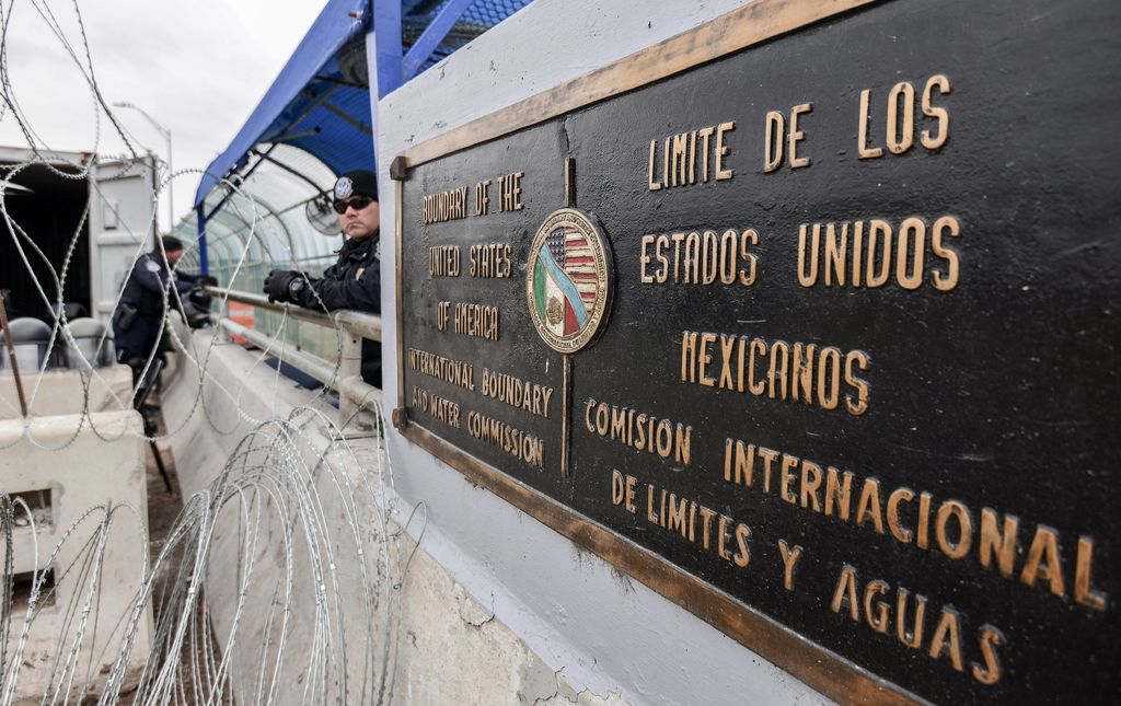 Revelan que los CDC rechazaron cierres fronterizos entre EUA y México