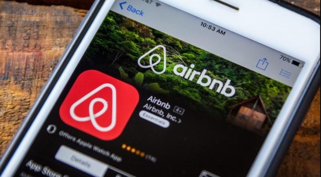 Profesores, 19 % de anfitriones de Airbnb en México
