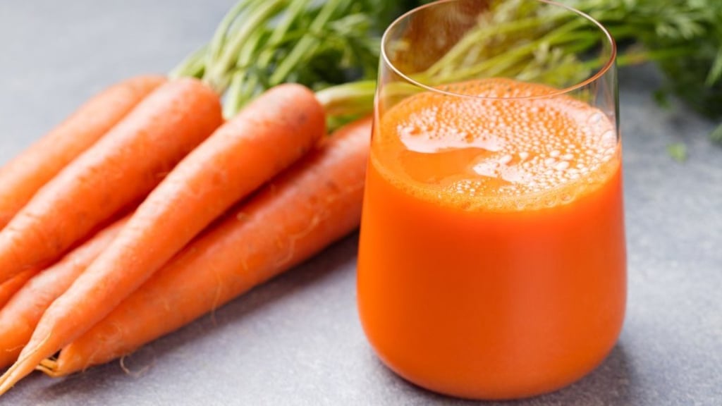 5 motivos para tomar diario jugo de zanahoria