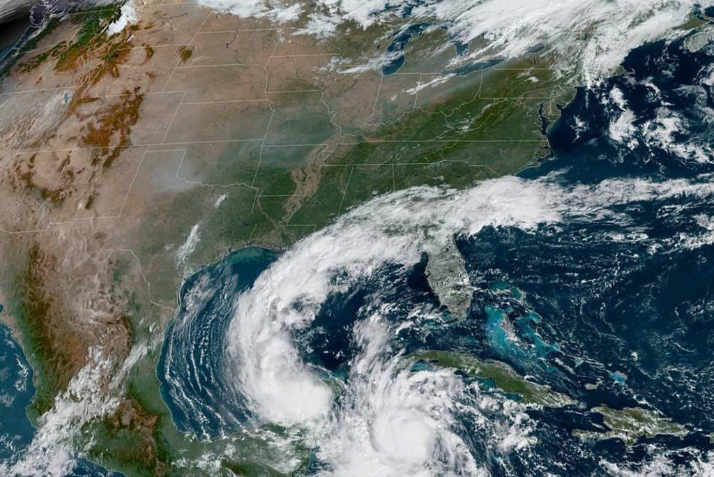 'Delta' se intensifica a huracán categoría 4