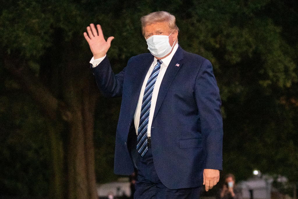 Trump compara al COVID-19 con la gripe estacional