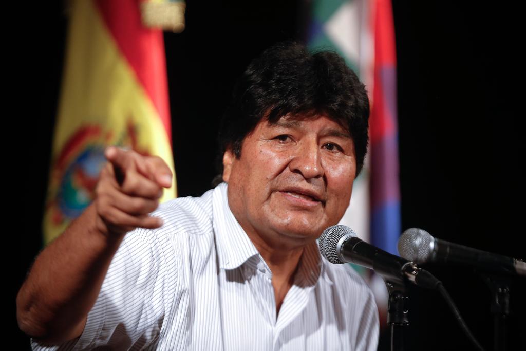Evo Morales, en mira judicial de Bolivia; su partido sigue en carrera electoral