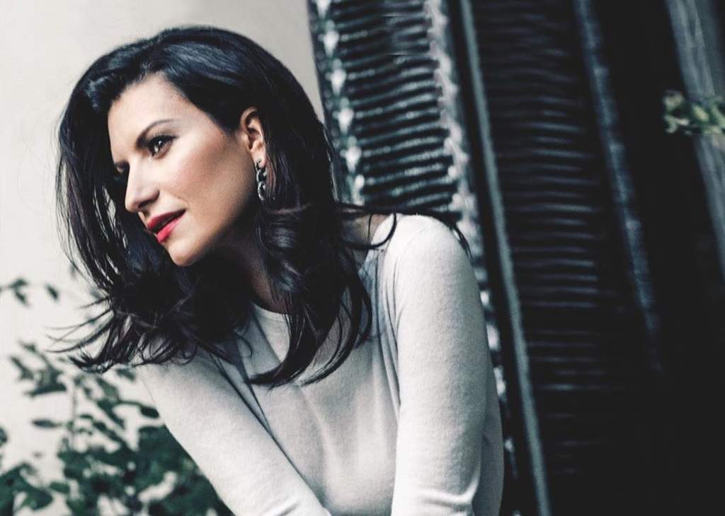 Laura Pausini se queja de la industria musical