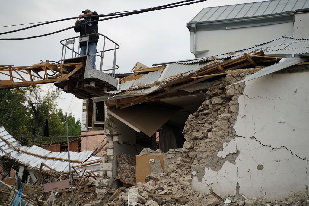 Ataques frustran el alto al fuego en Stepanakert