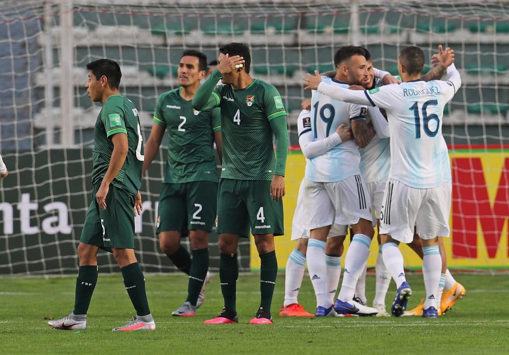 Tras 15 sin ganar en La Paz, Argentina supera 2-1 a Bolivia