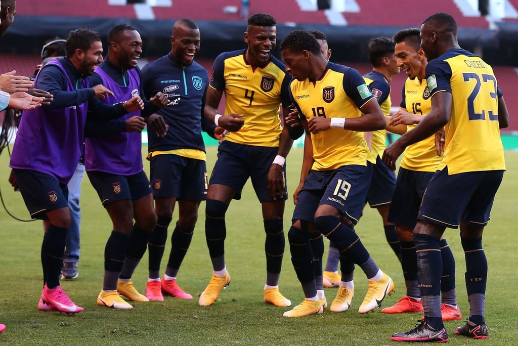 Ecuador aterriza a Uruguay, 4-2