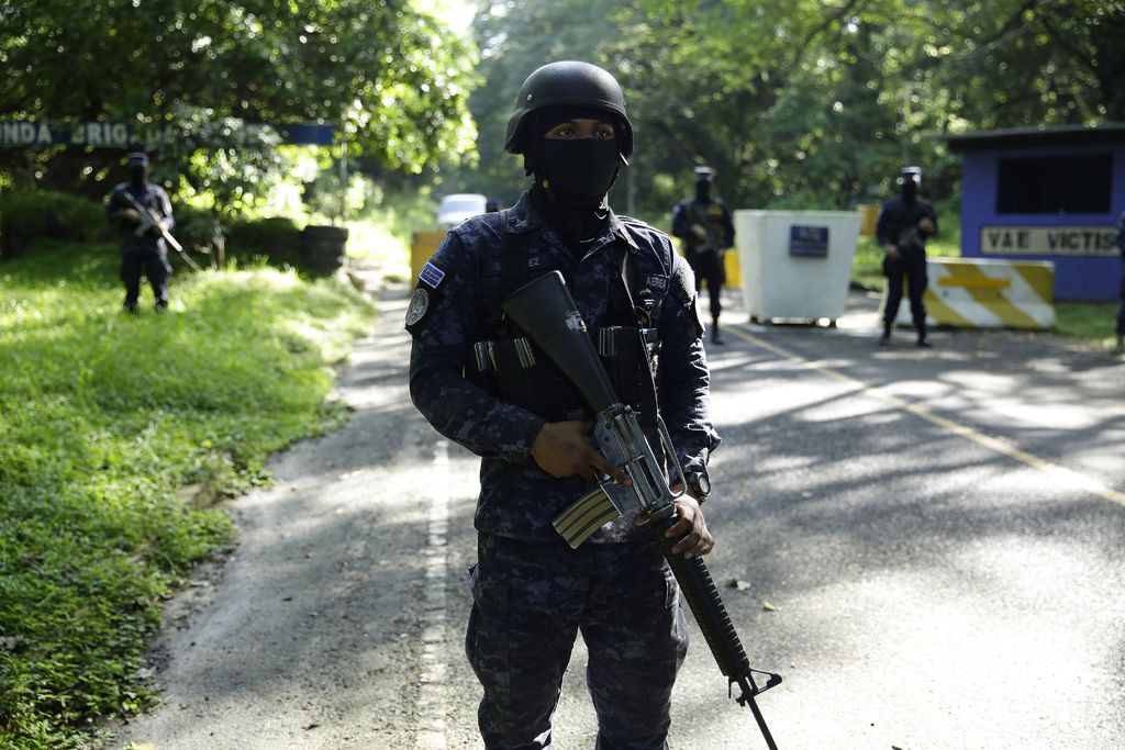 Militares salvadoreños siguen bloqueando archivos de masacre de el Mozote