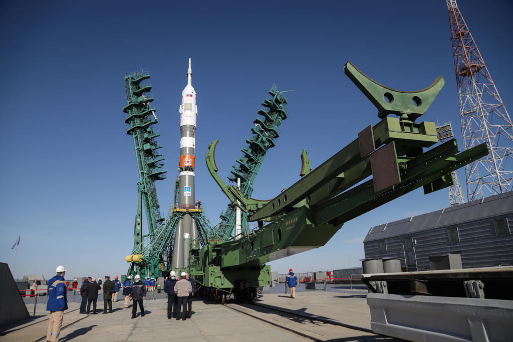 Aprueba Roscosmos la tripulación principal y suplente de la Soyuz MS-17