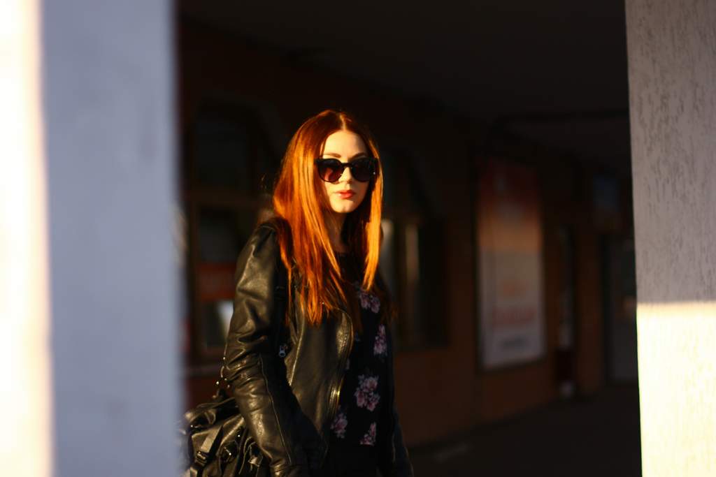 Formas en las que puedes combinar una chamarra tipo biker