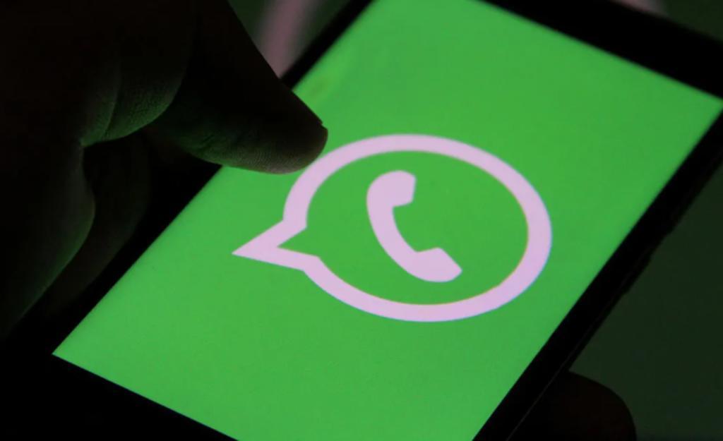 ¿Cómo puedes cambiar el color de letra en WhatsApp?