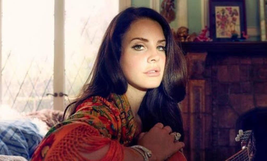 Lana del Rey lanza primer tema de Chemtrails Over The Country Club