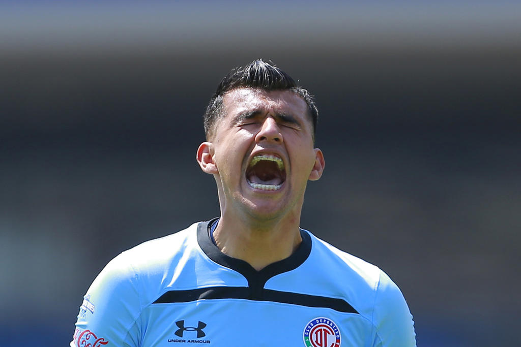 Portero de Toluca se disculpa tras error en gol contra Pumas