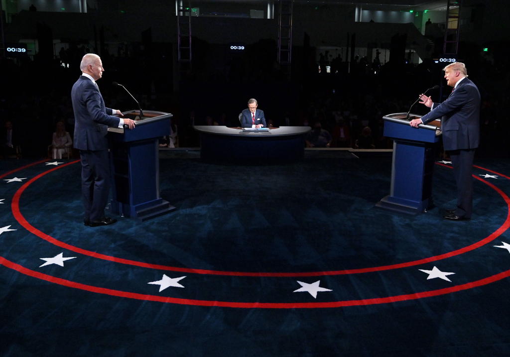 Establecen nuevas reglas para debate presidencial en EUA