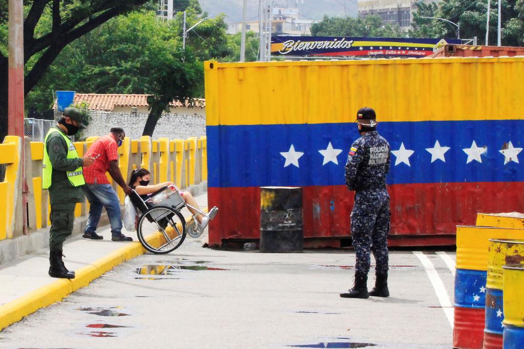 Periodista es detenido tras allanamiento a un diario regional en Venezuela