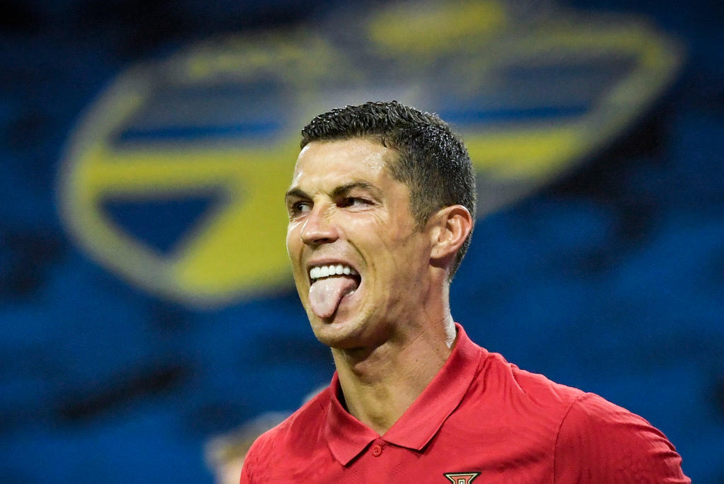 Cristiano sorprende con su nuevo corte de cabello en cuarentena